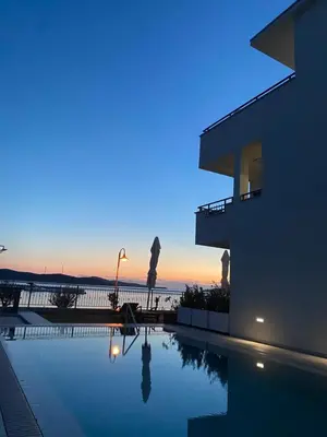 Bazen u objektu Cap Adria Apartment Residence ili u blizini