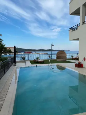 Bazen u objektu Cap Adria Apartment Residence ili u blizini