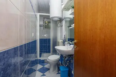 Kupaonica u objektu Apartments with parking space Vodice - 13973