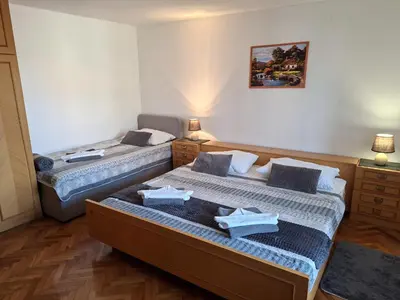 Krevet ili kreveti u jedinici u objektu Apartmani Krbelica 1