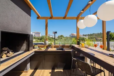 Balkon ili terasa u objektu Luxury villa Indigo with swimming pool, sauna and jacuzzi in Kanica - Rogoznica