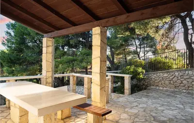 Balkon ili terasa u objektu Awesome Home In Tisno With Wifi
