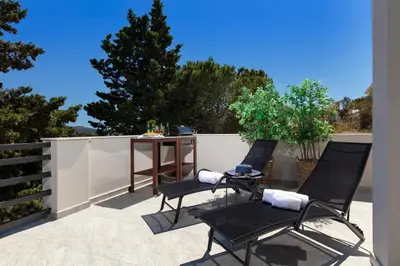 Balkon ili terasa u objektu The Grande - Huge terrace - Amazing sea views - Tastefully Furnished - Access to rooftop terrace and gym - Hillside Apartments Rogoznica