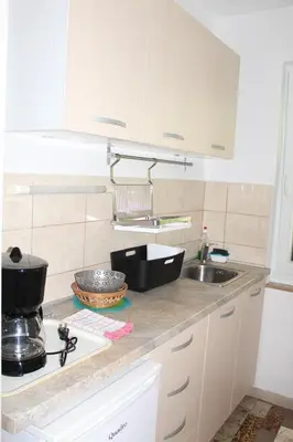 Kuhinja ili čajna kuhinja u objektu Apartments DeMori