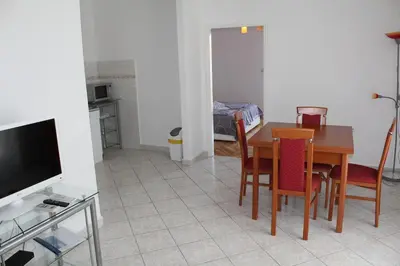 Kuhinja ili čajna kuhinja u objektu Apartment Mila