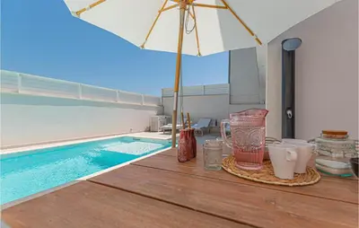 Bazen u objektu Amazing Home In Zablace ili u blizini