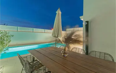 Bazen u objektu Amazing Home In Zablace ili u blizini