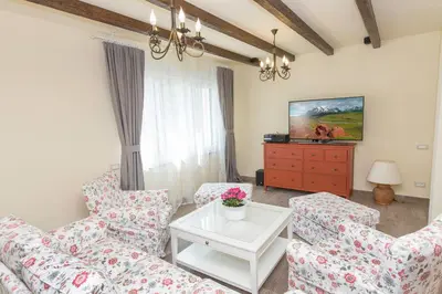 TV i/ili zabavni centar u objektu V&V residence