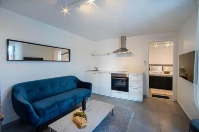 Tlocrt objekta One Bedroom Apt with Garden views - Access to Amazing Rooftop Terrace, Free Parking and Gym on premises