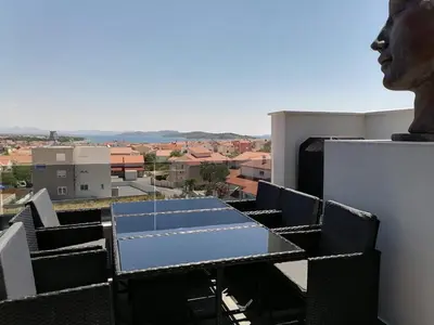 Stolni tenis u objektu Villa Lio I ili u blizini