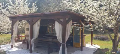 Vrt u objektu Mushroom house - Sleeps 4 - Pets Ok - Parking