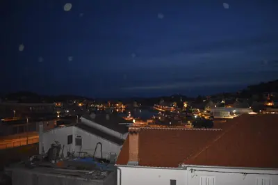 Pogled na grad 'Tribunj' ili pogled na grad iz apartmana