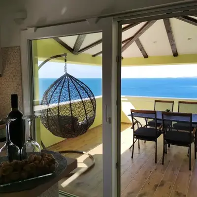 Penthouse Ema