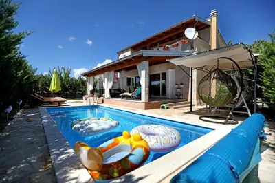 Bazen u objektu Villa Susann ili u blizini
