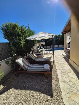 Bazen u objektu Villa Susann ili u blizini