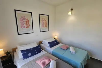 Krevet ili kreveti u jedinici u objektu WhiteHouse Brodarica FAMILY Apartment - close to Beach with Restaurant