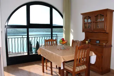 Pogled na rijeku u blizini apartmana