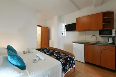 Kuhinja ili čajna kuhinja u objektu Apartments Villa Arta