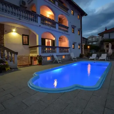 Apartments Jonjić
