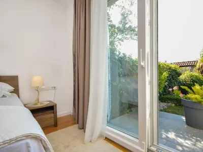 Krevet ili kreveti u jedinici u objektu Holiday Home Villa Bloom garden by Interhome