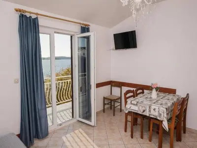 TV i/ili zabavni centar u objektu Apartments Gaj Brodarica