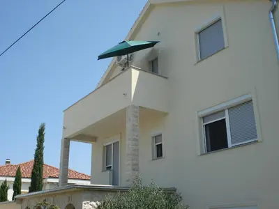 Zgrada u kojoj se nalazi apartman