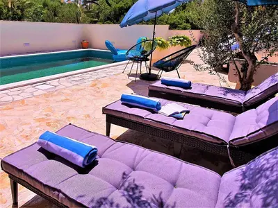 Bazen u objektu Villa Spark with heated pool in Rogoznica Zecevo ili u blizini