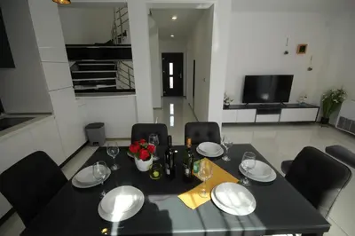 TV i/ili zabavni centar u objektu Villa Essenza - Luksuzne kuće za odmor
