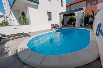 Bazen u objektu Villa Essenza - Luksuzne kuće za odmor ili u blizini