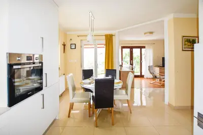 Kuhinja ili čajna kuhinja u objektu Apartment Albatros