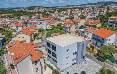 Pogled na grad 'Brodarica' ili pogled na grad iz apartmana