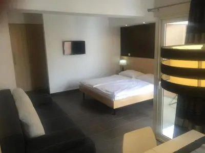 Krevet ili kreveti u jedinici u objektu Studio apartment in Vodice with balcony, air conditioning, WiFi 4323-3