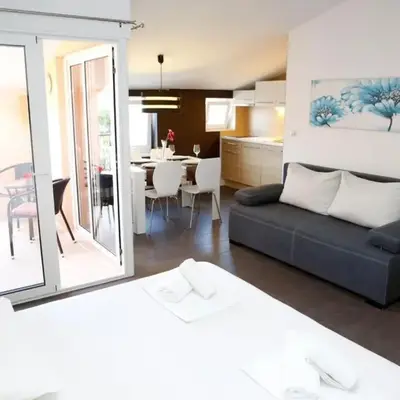 Studio apartment in Vodice with balcony