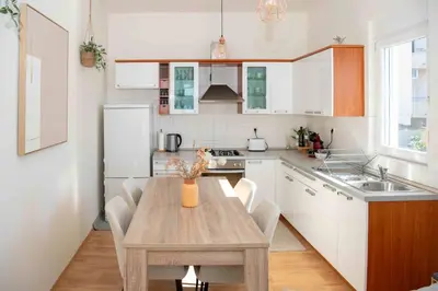 Kuhinja ili čajna kuhinja u objektu Sunset Sea Villa, Sibenik