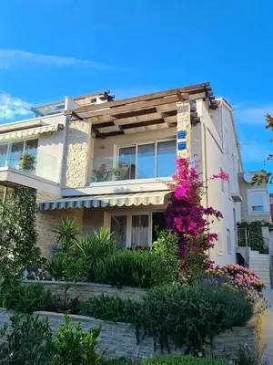 Zgrada u kojoj se nalazi apartman