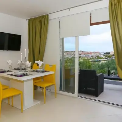Apartment in Tribunj with sea view