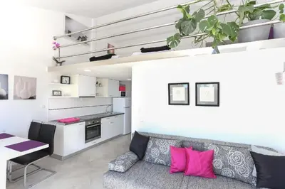 Kuhinja ili čajna kuhinja u objektu Apartment in Tribunj with sea view, balcony, air conditioning, WiFi 4953-4