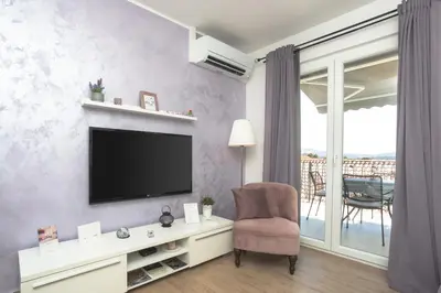 TV i/ili zabavni centar u objektu Dalma Residence apartman Lavandella