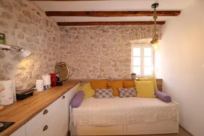 Kuhinja ili čajna kuhinja u objektu Old Šibenik Cozy Design Apartment