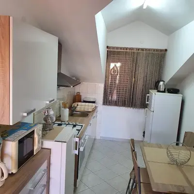 Kuhinja ili čajna kuhinja u objektu Apartment Ivica