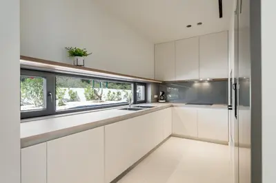 Kuhinja ili čajna kuhinja u objektu Luxury Villa Sunray 1