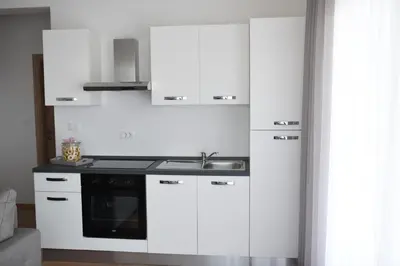 Kuhinja ili čajna kuhinja u objektu B1villa