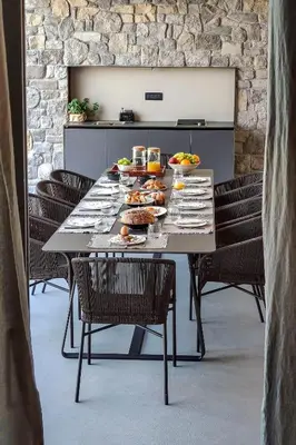 Hrana u vili ili u blizini
