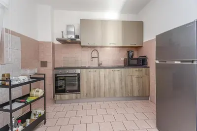 Kuhinja ili čajna kuhinja u objektu Apartments Ria Vodice