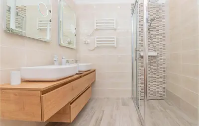 Kupaonica u objektu 3 Bedroom Cozy Home In Skradin