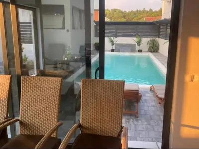 Bazen u objektu Apartman Dawidh ili u blizini