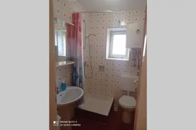 Kupaonica u objektu Kuća za odmor Ljubica Šibenik
