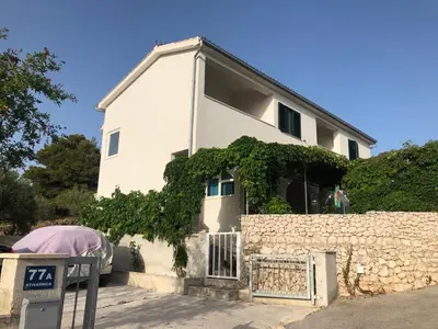 Zgrada u kojoj se nalazi apartman