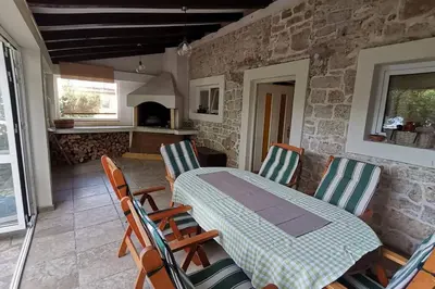 Tlocrt objekta Heritage Stone House by the Sea