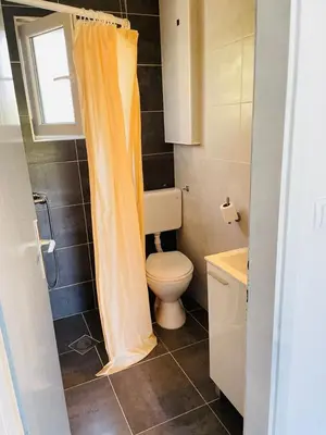 Kupaonica u objektu Oaza mira